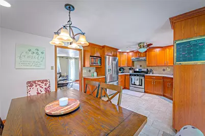 31 Farmcrest Dr, Cecil, PA 15321 - Photo 7