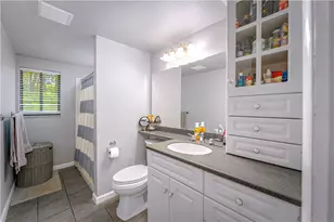31 Farmcrest Dr, Cecil, PA 15321 - Photo 15