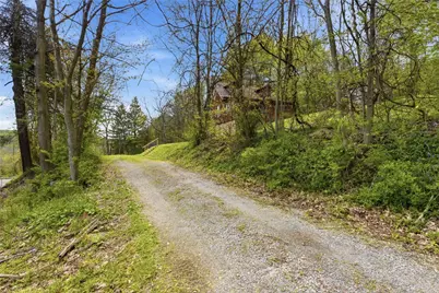 1072 Clapboard Run Road, Conemaugh Township, PA 15904 - Photo 5