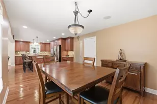 1 Suburban Ave, Collier Township, PA 15106 - Photo 9