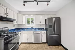4360 Stanton Ave, Pittsburgh, PA 15201 - Photo 17