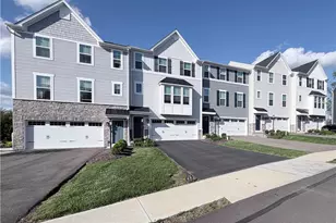 120 Crown St, McKees Rocks, PA 15136 - Photo 1