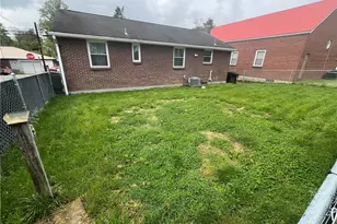 102 Johnston Rd, Bentleyville, PA 15314 - Photo 5