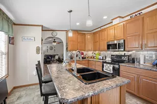 508 Reed Ln, Center Township, PA 16001 - Photo 15