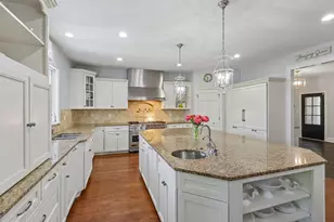 2208 S Villa Dr, Hampton, PA 15044 - Photo 7