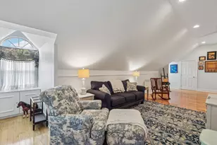 2208 S Villa Dr, Hampton, PA 15044 - Photo 25
