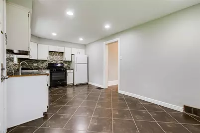 213 W Burgess St, Pittsburgh, PA 15214 - Photo 17