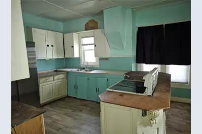 77 W Main St, Greenville Boro, PA 16125 - Photo 7