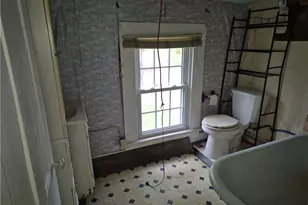 77 W Main St, Greenville Boro, PA 16125 - Photo 21