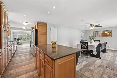 5667 Janet Dr, Bethel Park, PA 15236 - Photo 5