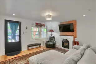 4023 Woolslayer Wy, Pittsburgh, PA 15224 - Photo 9