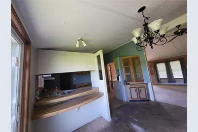 501 Wallage Ave, Bessemer, PA 16112 - Photo 9