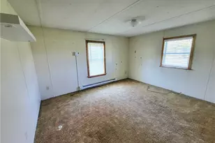 501 Wallage Ave, Bessemer, PA 16112 - Photo 15