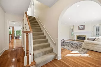 39 Windsor Road, Pittsburgh, PA 15215 - Photo 3