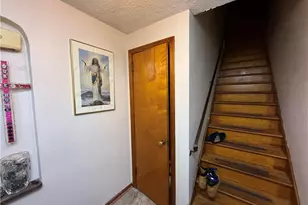 4801 Coleridge St, Pittsburgh, PA 15201 - Photo 9