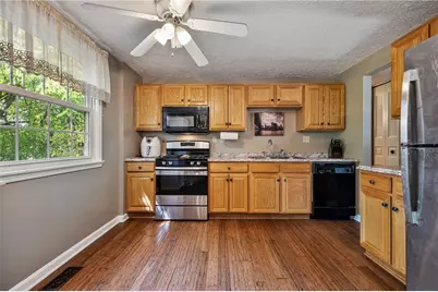 1 Pearl Ave, Ross Twp, PA 15229 - Photo 9