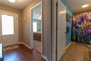 425 Chestnut Ln, Allegheny Township, PA 15613 - Photo 17