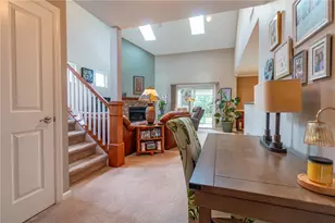425 Chestnut Ln, Allegheny Township, PA 15613 - Photo 5