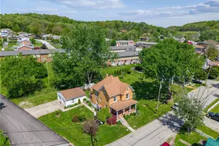 403 N 6th St, Youngwood, PA 15697 - Photo 39