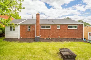 2416 N Meadowcroft, Pittsburgh, PA 15216 - Photo 27