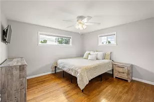 2416 N Meadowcroft, Pittsburgh, PA 15216 - Photo 11