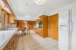 6234 Schafer Dr, Upper Burrell, PA 15068 - Photo 9