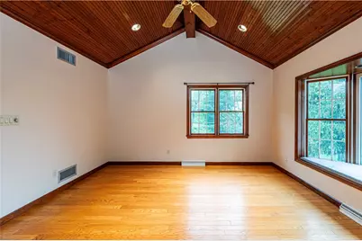 532 McElheny Rd, Pittsburgh, PA 15116 - Photo 5