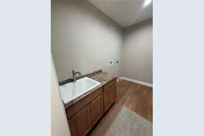 480 Matty, Rostraver, PA 15012 - Photo 9