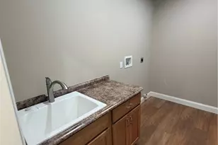 480 Matty, Rostraver, PA 15012 - Photo 9