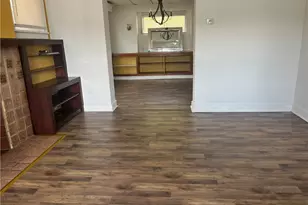 729 Ohio Ave, Glassport, PA 15045 - Photo 3