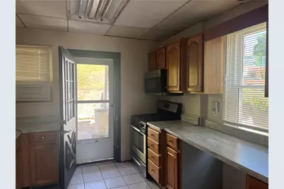 729 Ohio Ave, Glassport, PA 15045 - Photo 11