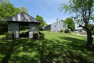 311 S 7th Street, Youngwood, PA 15697 - Photo 43