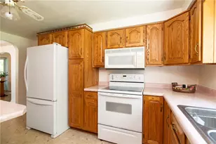 311 S 7th St, Youngwood, PA 15697 - Photo 11