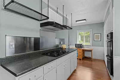 6352 Ebdy St, Pittsburgh, PA 15217 - Photo 17