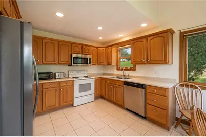 307 Marigold Dr, Unity Township, PA 15601 - Photo 13