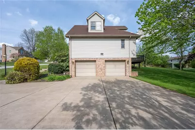 307 Marigold Dr, Unity Township, PA 15601 - Photo 5