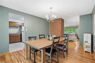 102 Cottonwood Ct, Moon/Crescent Twp, PA 15108 - Photo 7
