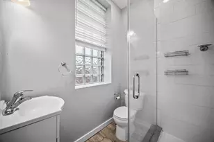 1201 Reddour St, Pittsburgh, PA 15212 - Photo 43