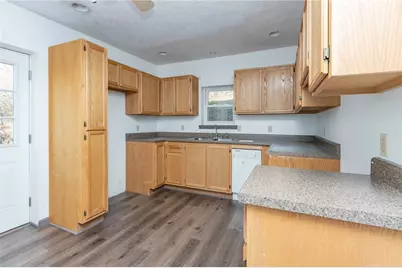 400 W Fulton St, Butler, PA 16001 - Photo 9