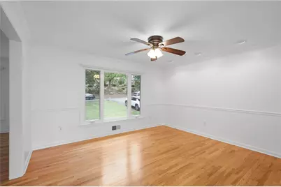 2343 Golfview Dr, Pittsburgh, PA 15241 - Photo 9