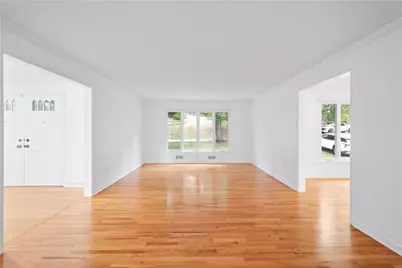 2343 Golfview Dr, Pittsburgh, PA 15241 - Photo 7