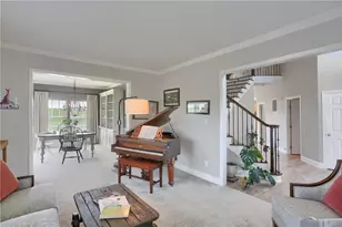 4007 Lakeview Ln, Mt Pleasant Twp, PA 15057 - Photo 9