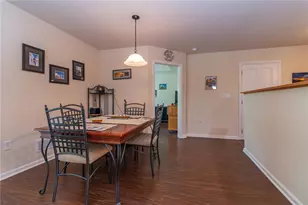 420 Chestnut Ln, Allegheny Township, PA 15613 - Photo 7