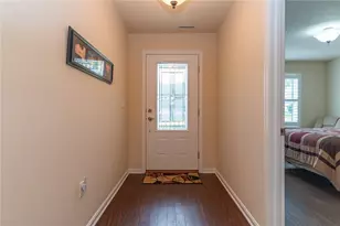420 Chestnut Ln, Allegheny Township, PA 15613 - Photo 3