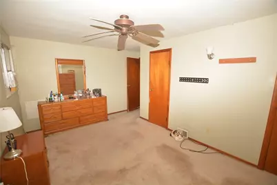 204 Lee Ave, Ross Twp, PA 15237 - Photo 19