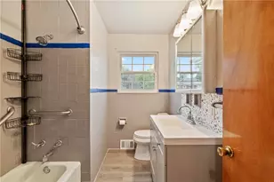 124 Clover Dr, Center Township, PA 15061 - Photo 13