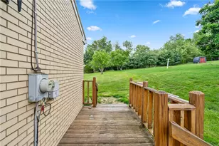 124 Clover Dr, Center Township, PA 15061 - Photo 25