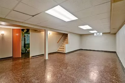 124 Clover Dr, Center Township, PA 15061 - Photo 21