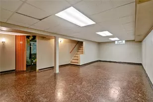 124 Clover Dr, Center Township, PA 15061 - Photo 21