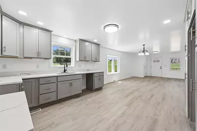 4362 State Route 136, Hempfield Township, PA 15601 - Photo 9